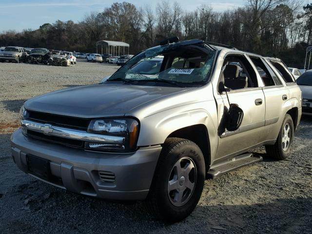 1GNDS13S332409110 - 2003 CHEVROLET TRAILBLAZE BEIGE photo 2