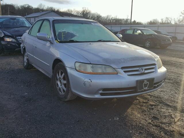 1HGCG56722A061004 - 2002 HONDA ACCORD SE SILVER photo 1