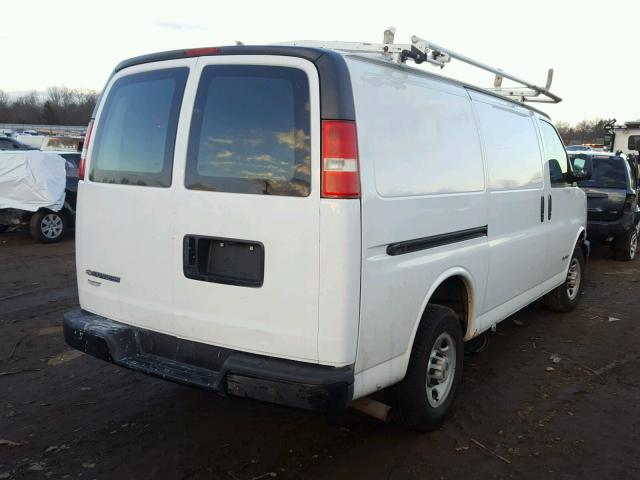 1GCGG25U161127019 - 2006 CHEVROLET EXPRESS G2 WHITE photo 4