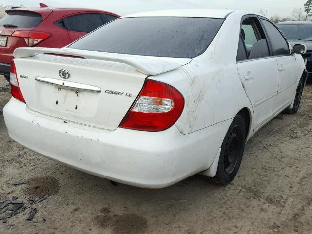 JTDBE32K730235669 - 2003 TOYOTA CAMRY LE WHITE photo 4