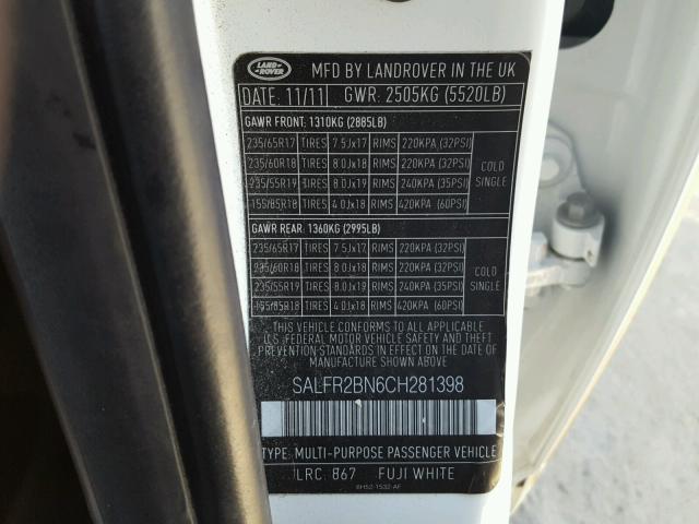 SALFR2BN6CH281398 - 2012 LAND ROVER LR2 HSE WHITE photo 10