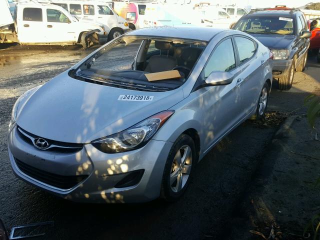 KMHDH4AE4DU823276 - 2013 HYUNDAI ELANTRA GL SILVER photo 2