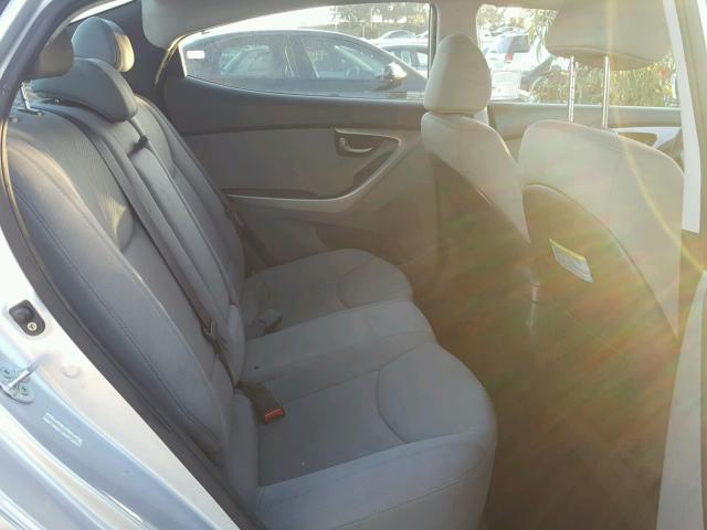 KMHDH4AE4DU823276 - 2013 HYUNDAI ELANTRA GL SILVER photo 6