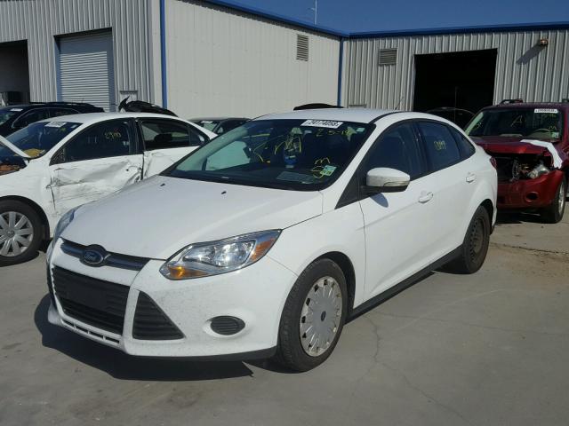 1FADP3F21DL225058 - 2013 FORD FOCUS SE WHITE photo 2