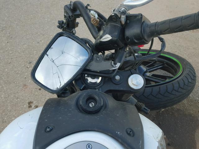 JKAENEB14FDA04304 - 2015 KAWASAKI EN650 B 白色 照片 8