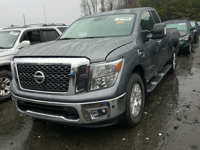 1N6AA1C62HN558872 - 2017 NISSAN TITAN SV CHARCOAL photo 2