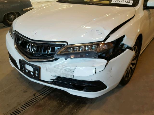 19UUB1F31GA010965 - 2016 ACURA TLX WHITE photo 9