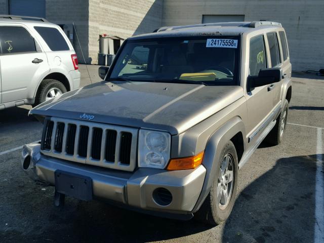 1J8HH48K96C310821 - 2006 JEEP COMMANDER ოქროსფერი ფოტო 2