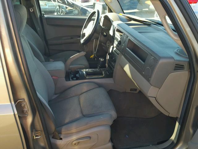 1J8HH48K96C310821 - 2006 JEEP COMMANDER ოქროსფერი ფოტო 5