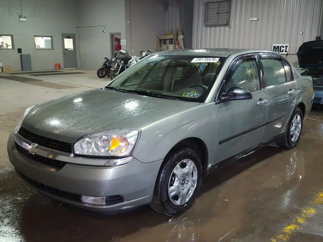 1G1ZS52F15F116370 - 2005 CHEVROLET MALIBU GREEN photo 2