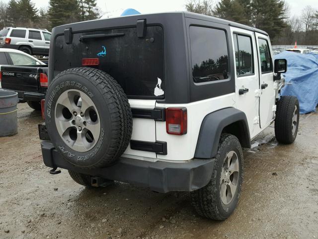 1C4BJWDG7DL678927 - 2013 JEEP WRANGLER U WHITE photo 4