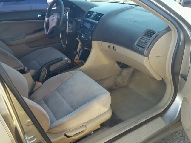 JHMCM56784C005355 - 2004 HONDA ACCORD EX GOLD photo 5