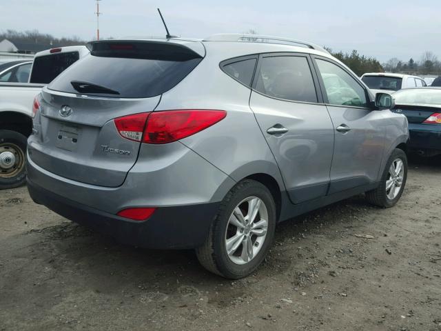 KM8JU3AC7DU741498 - 2013 HYUNDAI TUCSON GLS GRAY photo 4