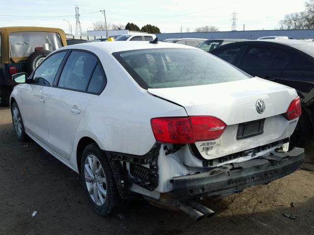 3VWDX7AJ0BM013499 - 2011 VOLKSWAGEN JETTA SE WHITE photo 3