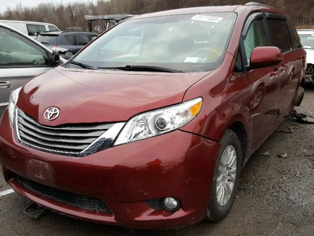 5TDYK3DC3DS351524 - 2013 TOYOTA SIENNA XLE BURGUNDY photo 2