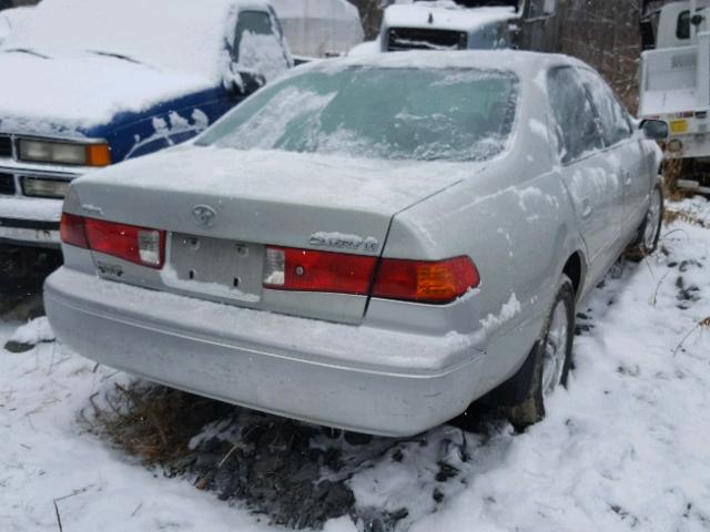 JT2BG28K910561264 - 2001 TOYOTA CAMRY LE GRAY photo 4