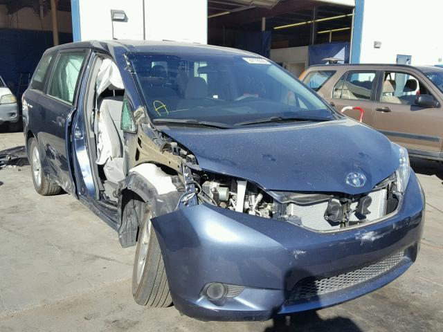 5TDZZ3DC7HS798508 - 2017 TOYOTA SIENNA BAS BLUE photo 1