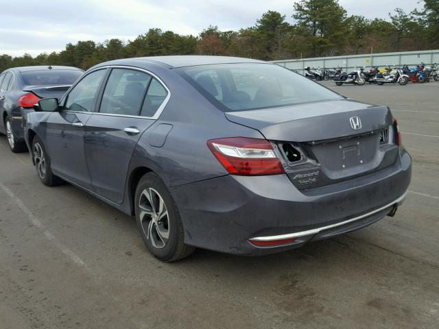 1HGCR2F36HA060596 - 2017 HONDA ACCORD LX GREEN photo 3