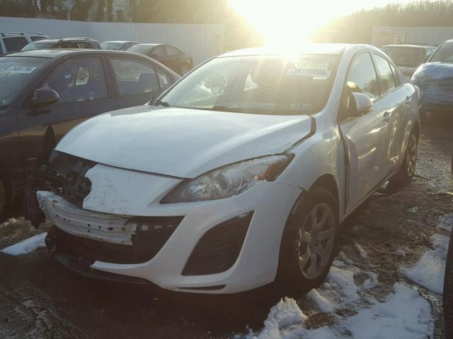 JM1BL1SF5A1246660 - 2010 MAZDA 3 I WHITE photo 2