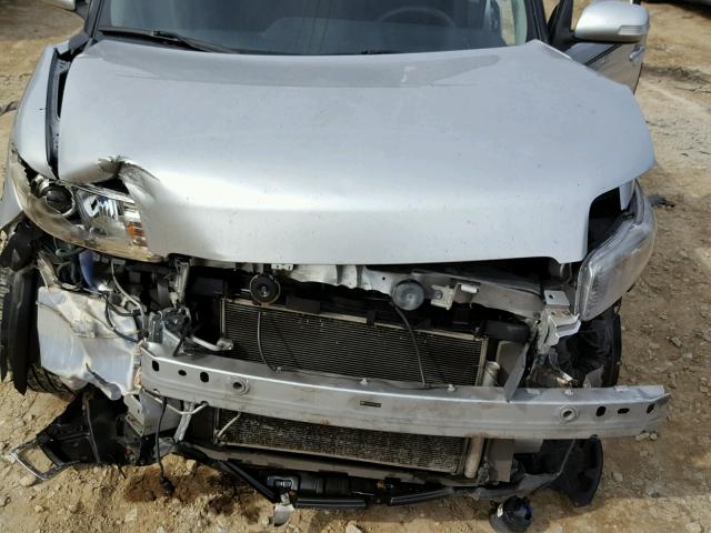 JTLKE50E381015993 - 2008 SCION XB SILVER photo 7