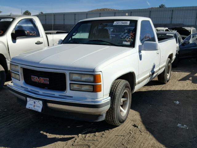 1GDEC14M3VZ518831 - 1997 GMC SIERRA C15 WHITE photo 2