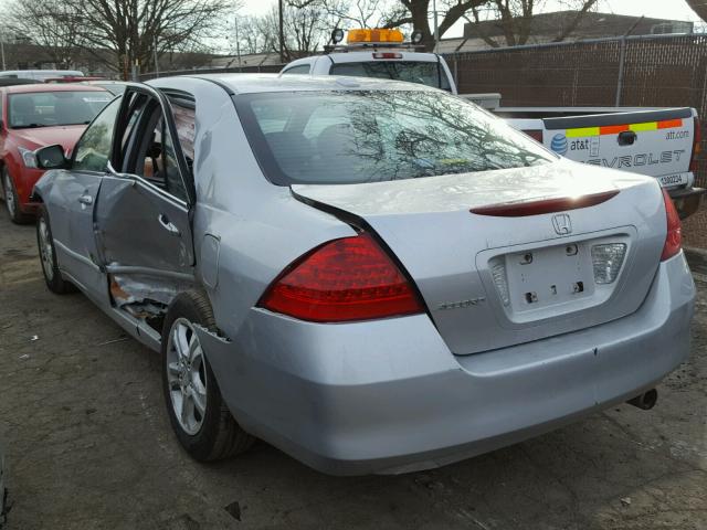 1HGCM56817A081768 - 2007 HONDA ACCORD EX SILVER photo 3