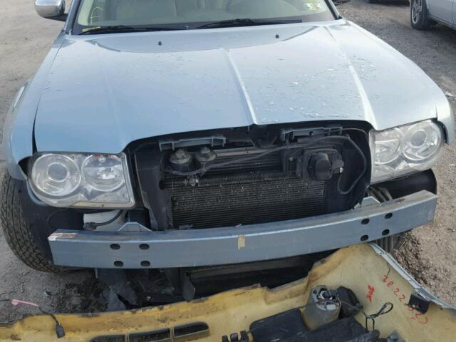 2C3KK63H58H179090 - 2008 CHRYSLER 300C BLUE photo 9