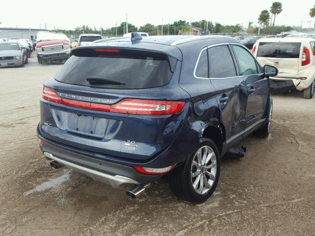 5LMCJ2C90GUJ30324 - 2016 LINCOLN MKC SELECT ლურჯი ფოტო 4