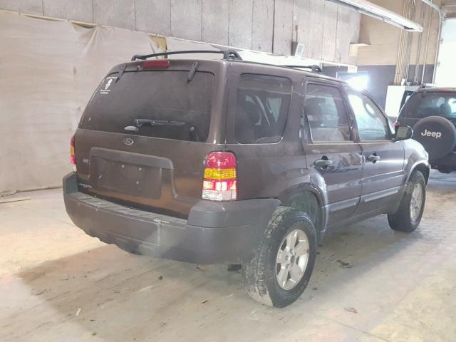 1FMYU93167KB68008 - 2007 FORD ESCAPE XLT GRAY photo 4