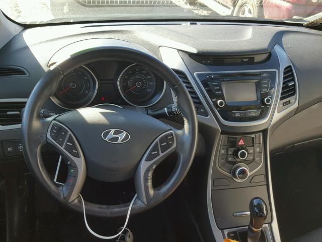 5NPDH4AE2FH583131 - 2015 HYUNDAI ELANTRA SE WHITE photo 9