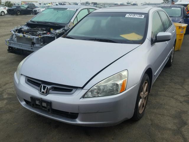 1HGCM66584A079815 - 2004 HONDA ACCORD EX WHITE photo 2