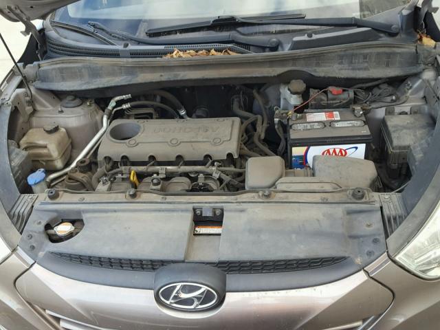 KM8JU3AC6BU205607 - 2011 HYUNDAI TUCSON GLS BROWN photo 7