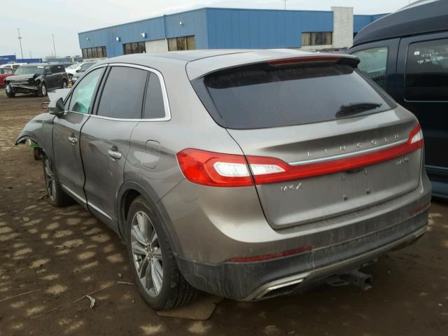 2LMTJ8LP3GBL70711 - 2016 LINCOLN MKX RESERV GRAY photo 3