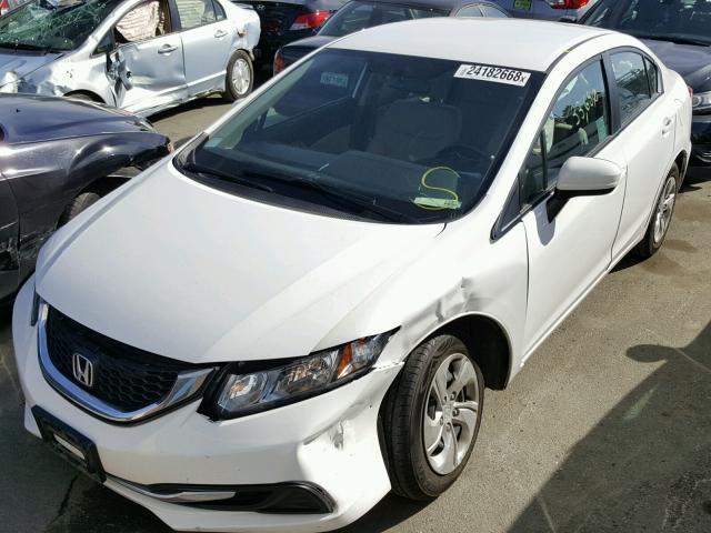 19XFB2F55FE700776 - 2015 HONDA CIVIC LX WHITE photo 2