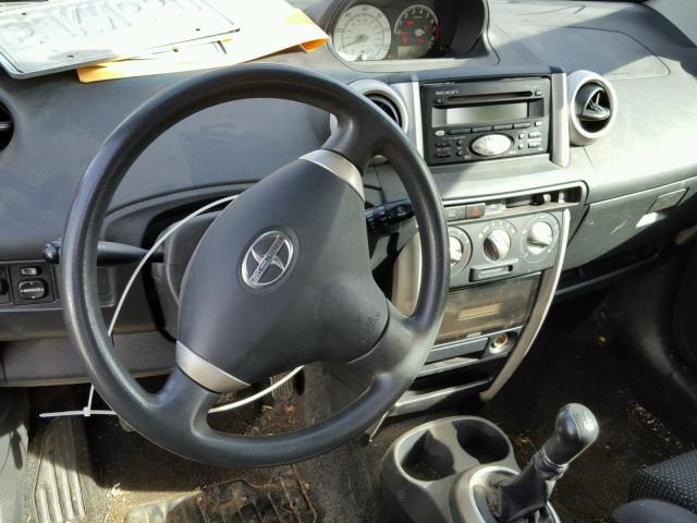 JTKKT624350086908 - 2005 TOYOTA SCION XA MAROON photo 9