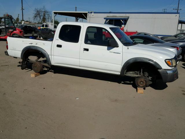 5TEGN92NX2Z049920 - 2002 TOYOTA TACOMA DOU WHITE photo 9