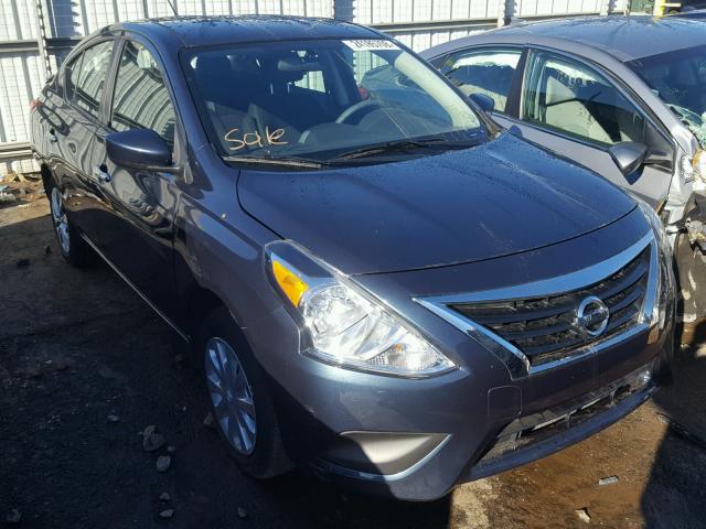 3N1CN7AP6HL896793 - 2017 NISSAN VERSA S GRAY photo 1