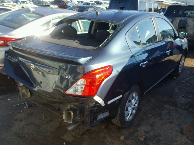 3N1CN7AP6HL896793 - 2017 NISSAN VERSA S GRAY photo 4