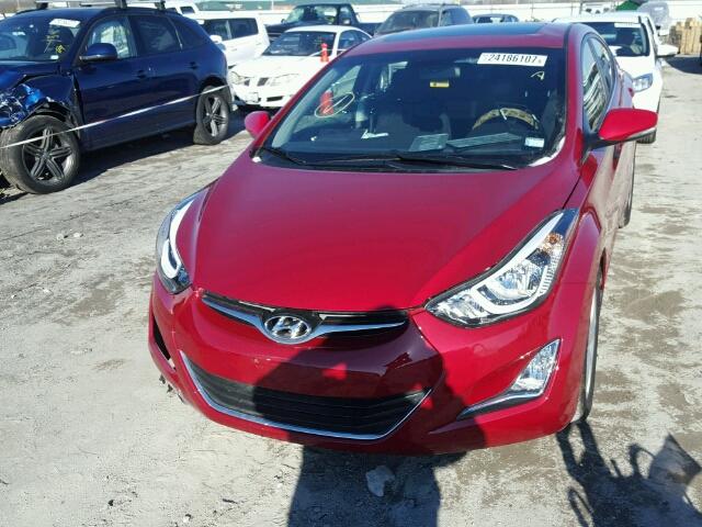 KMHDH4AE8GU622579 - 2016 HYUNDAI ELANTRA SE BURGUNDY photo 2