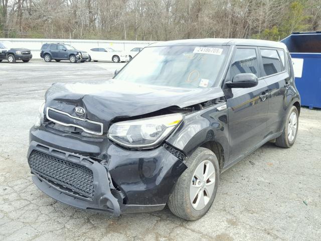 KNDJN2A24F7790713 - 2015 KIA SOUL BLACK photo 2