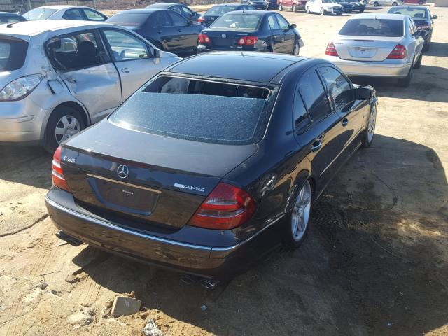 WDBUF76J04A566845 - 2004 MERCEDES-BENZ E 55 AMG GRAY photo 4