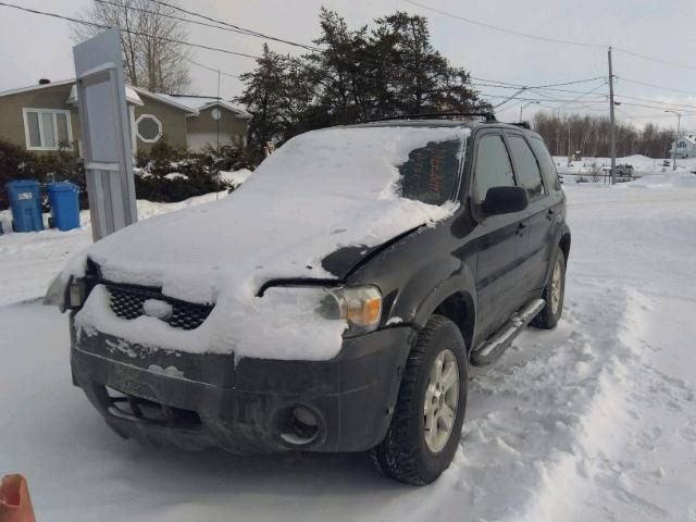 1FMYU93175KB48329 - 2005 FORD ESCAPE XLT BLACK photo 2