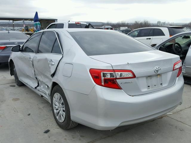 4T4BF1FK6ER339420 - 2014 TOYOTA CAMRY L SILVER photo 3