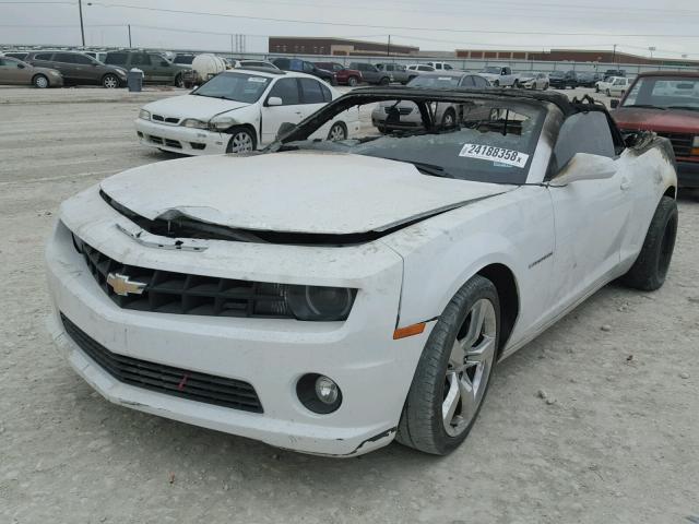 2G1FK3DJ2B9193410 - 2011 CHEVROLET CAMARO 2SS WHITE photo 2