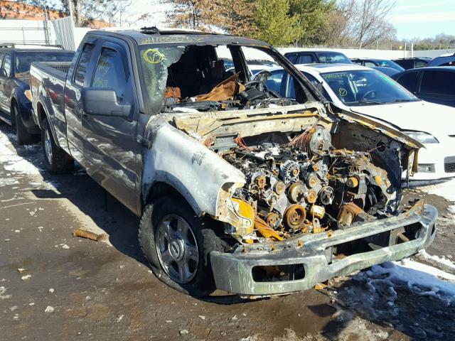 1FTPX14505FB58218 - 2005 FORD F150 SILVER photo 1