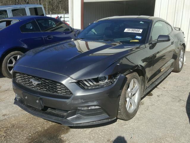 1FA6P8AM6F5368769 - 2015 FORD MUSTANG GRAY photo 2