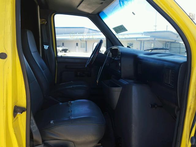 1FDKE37G8RHA57958 - 1994 FORD ECONOLINE YELLOW photo 5