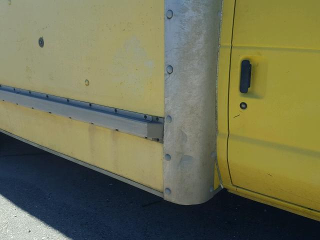 1FDKE37G8RHA57958 - 1994 FORD ECONOLINE YELLOW photo 9