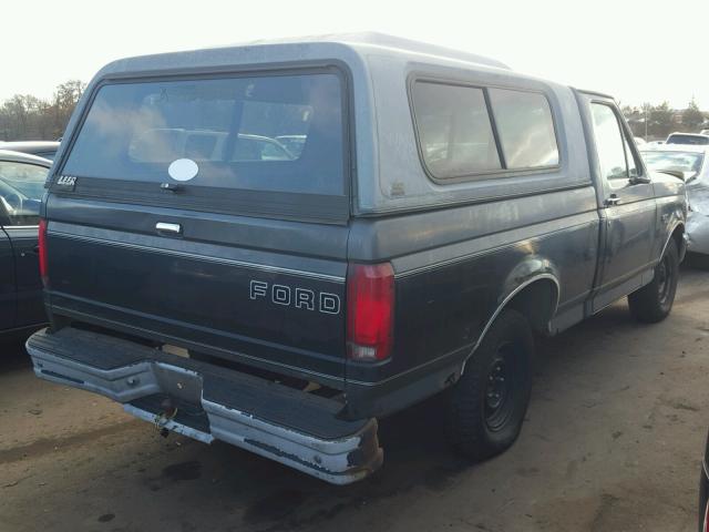 2FTDF15N8NCB04617 - 1992 FORD F150 GRAY photo 4