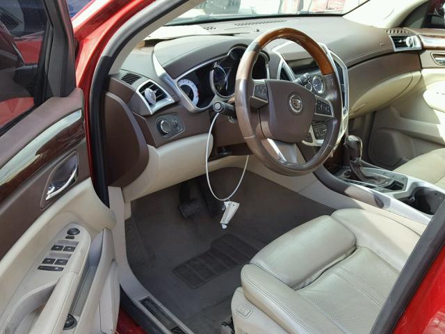 3GYFNDEY8AS555574 - 2010 CADILLAC SRX LUXURY RED photo 9